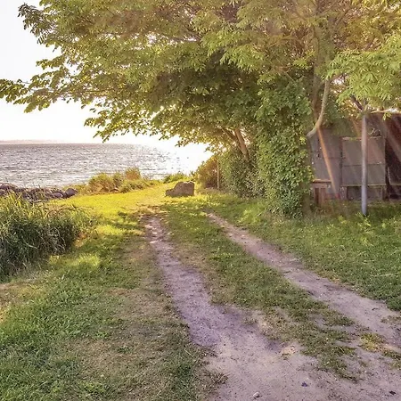 Two-bedroom In Lejlighed *